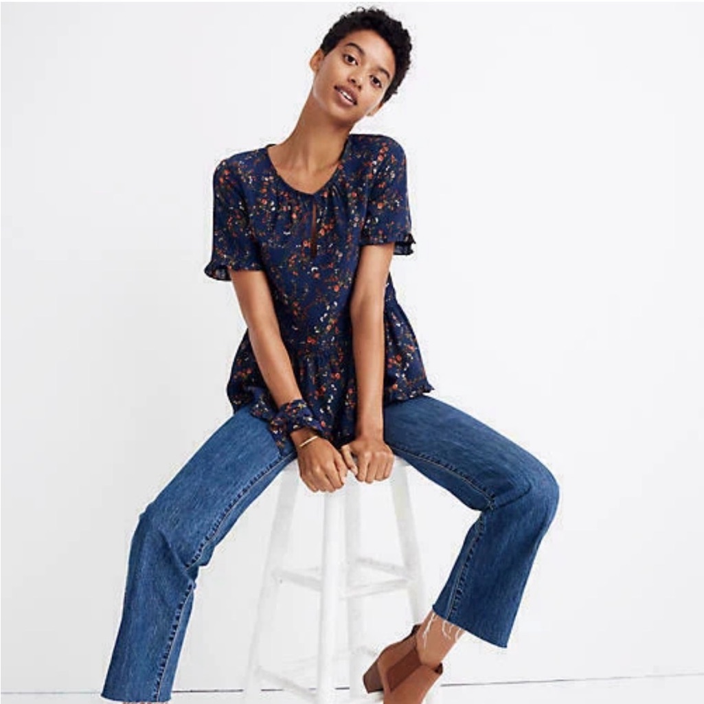 Madewell Silk Stanza Ruffle-Hem Top In Moonless Navy Floral Size Medium
